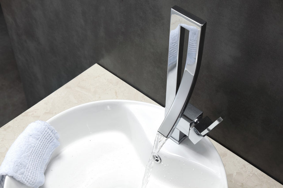 aqua elegance single lever wide spread faucet chrome kubebath