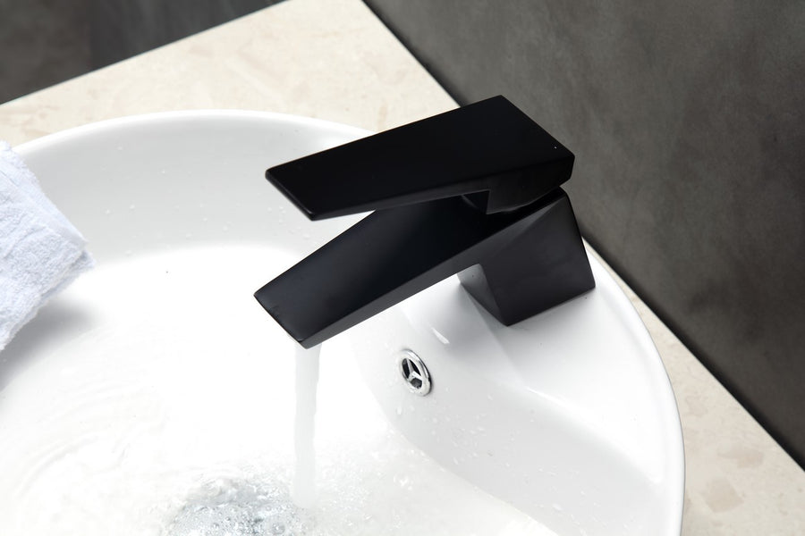 aqua siza single lever modern bathroom vanity faucet matt black kubebath