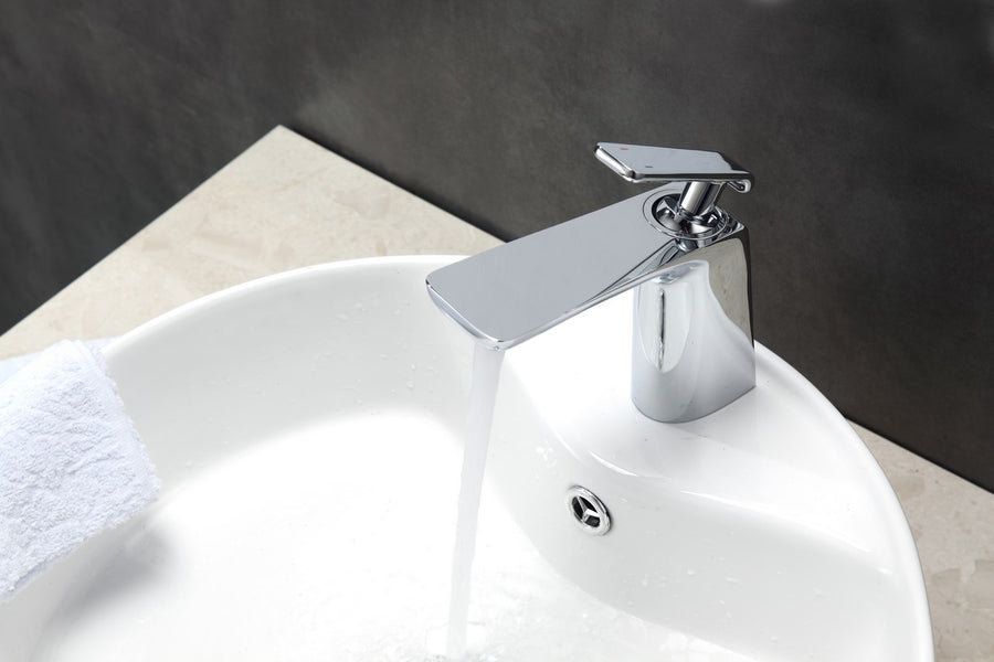 aqua adatto single lever faucet chrome kubebath